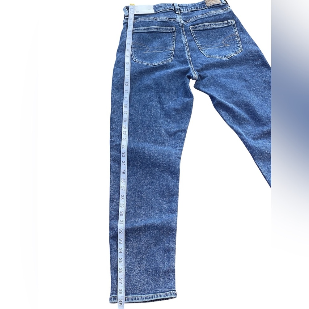 American Eagle blue jeans for women, size 4

reference to photos comfortable - Picture 3 of 17